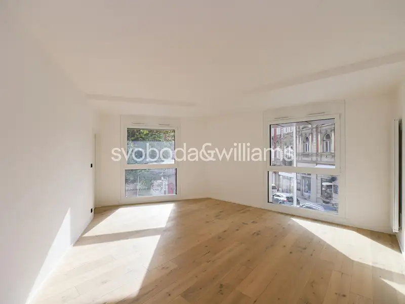 Prodej bytu 2+kk 56 m², Praha – náhled fotky 1
