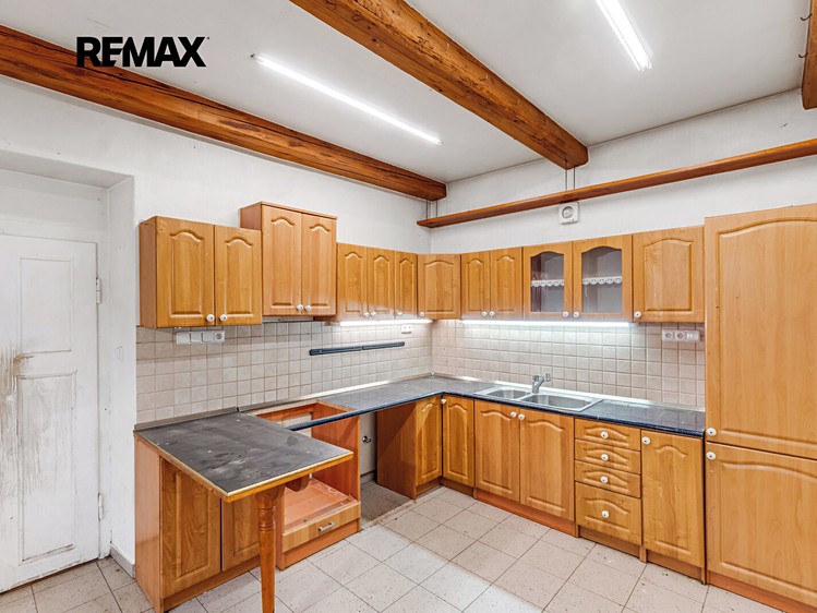 Будинок на продаж, 238 м² (14 з 37)