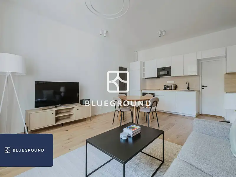 Pronájem bytu 2+kk 47 m², Praha – náhled fotky 1