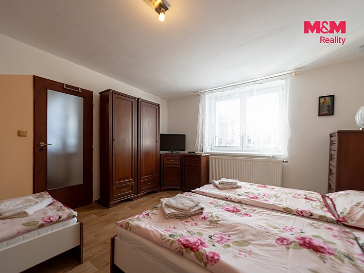 Prodej komerčního prostoru, 340 m² (15 z 25)