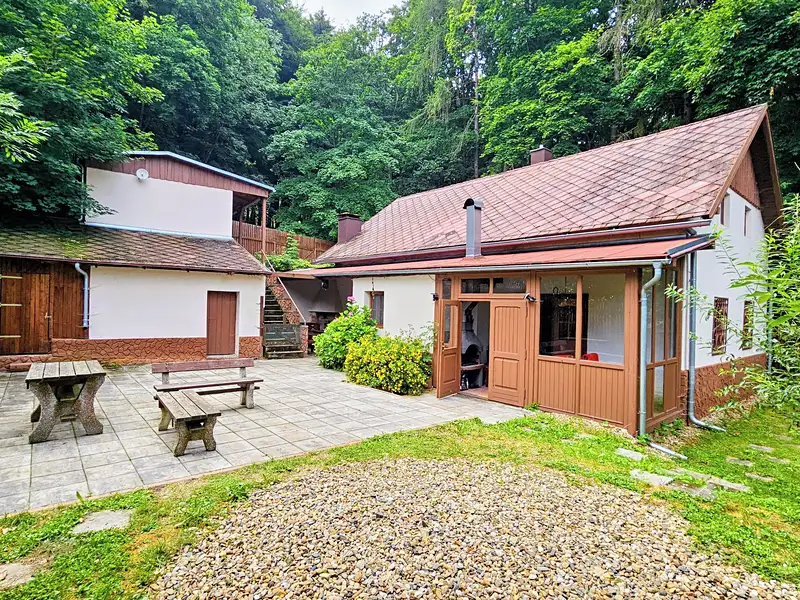 Prodej rodinného domu 100 m², pozemek 450 m², Pozdeň – náhled fotky 1