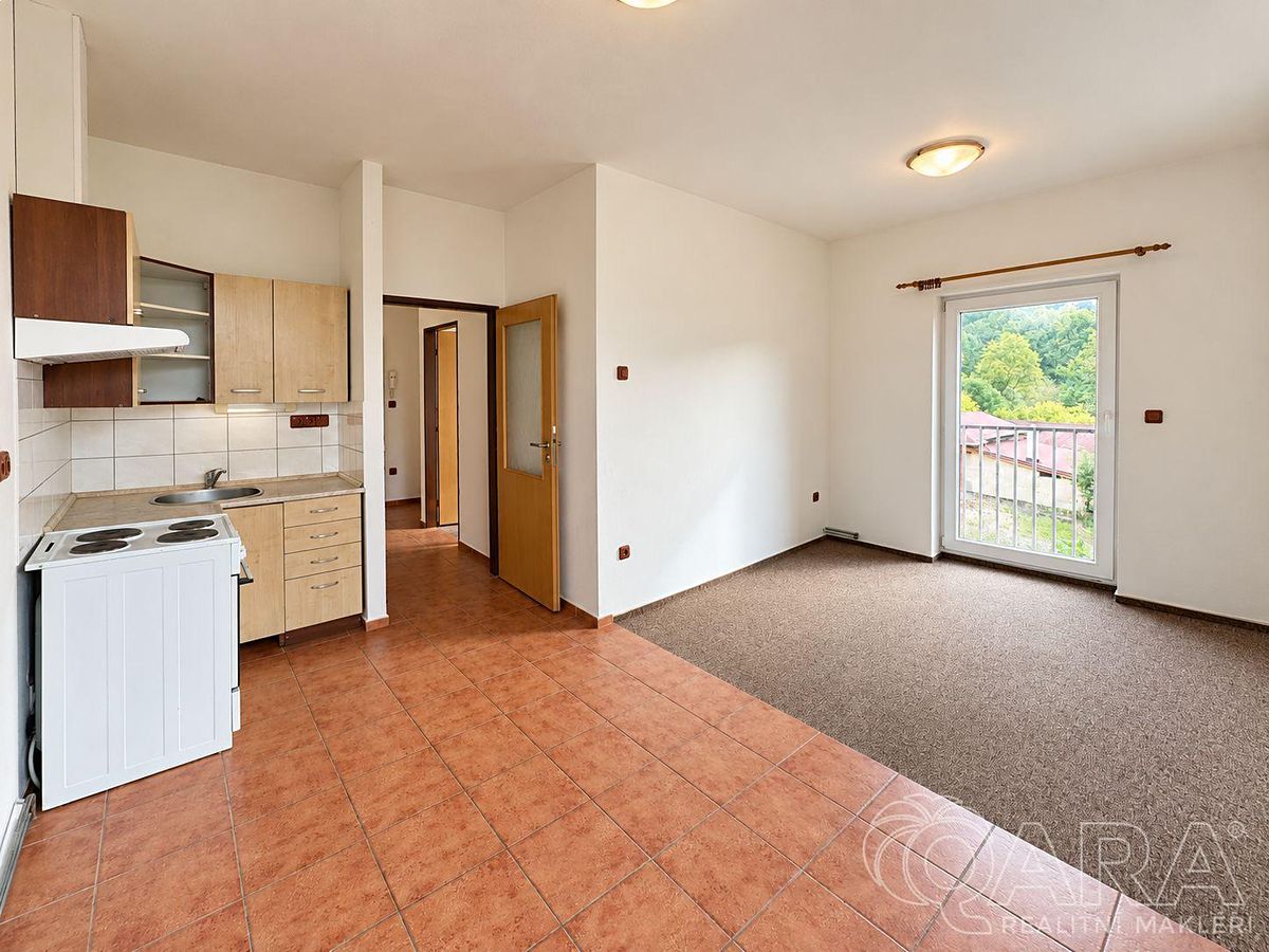Pronájem bytu 2+kk 37 m²