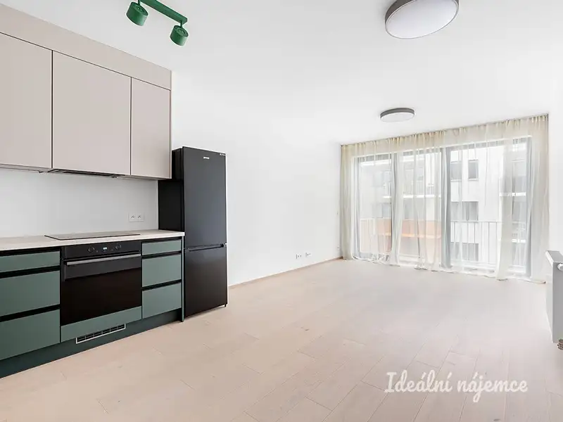 Pronájem bytu 2+kk 50 m², Praha – náhled fotky 1