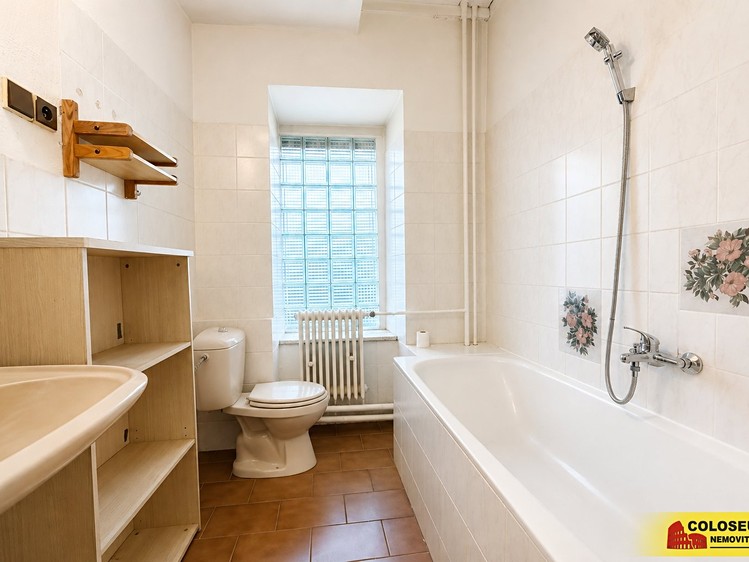 Prodej domu, 100 m² (7 z 11)