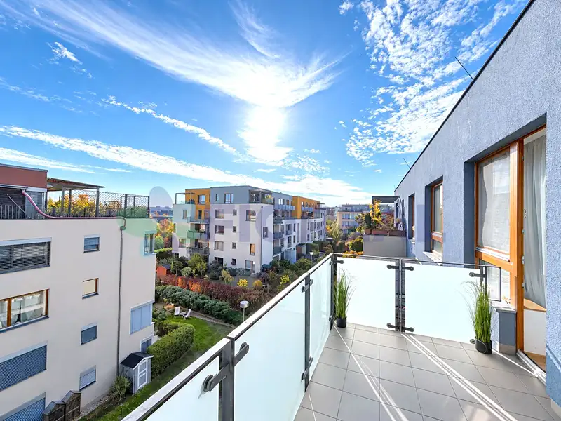 Prodej bytu 2+kk 60 m², Praha – náhled fotky 3