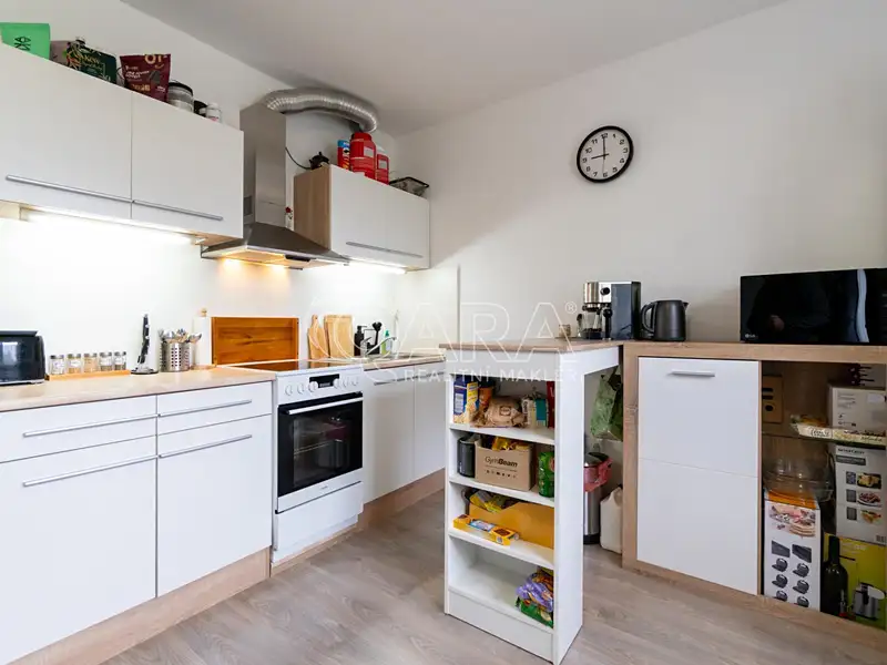 Prodej bytu 2+kk 53 m², Milovice – náhled fotky 2
