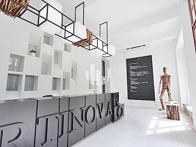 Pronájem komerčního prostoru, 288 m² (2 z 10)