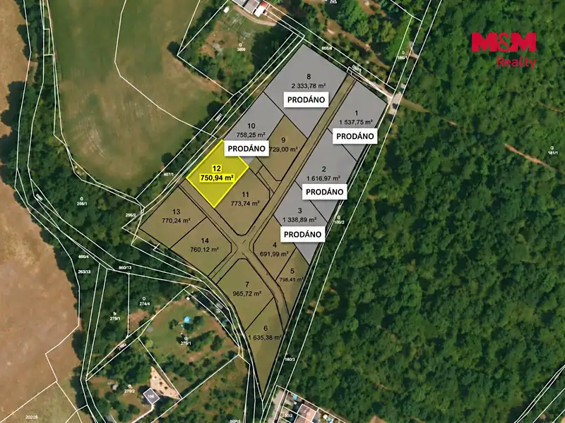 Prodej stavebního pozemku 751 m², Líšťany – náhled fotky 3