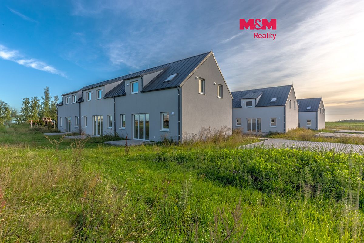 Prodej rodinného domu 102 m², pozemek 344 m², Starý Vestec – fotka 1 z 3