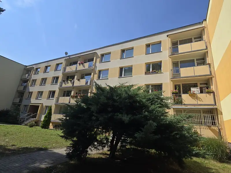 Pronájem bytu 2+1 64 m², Teplice – náhled fotky 1