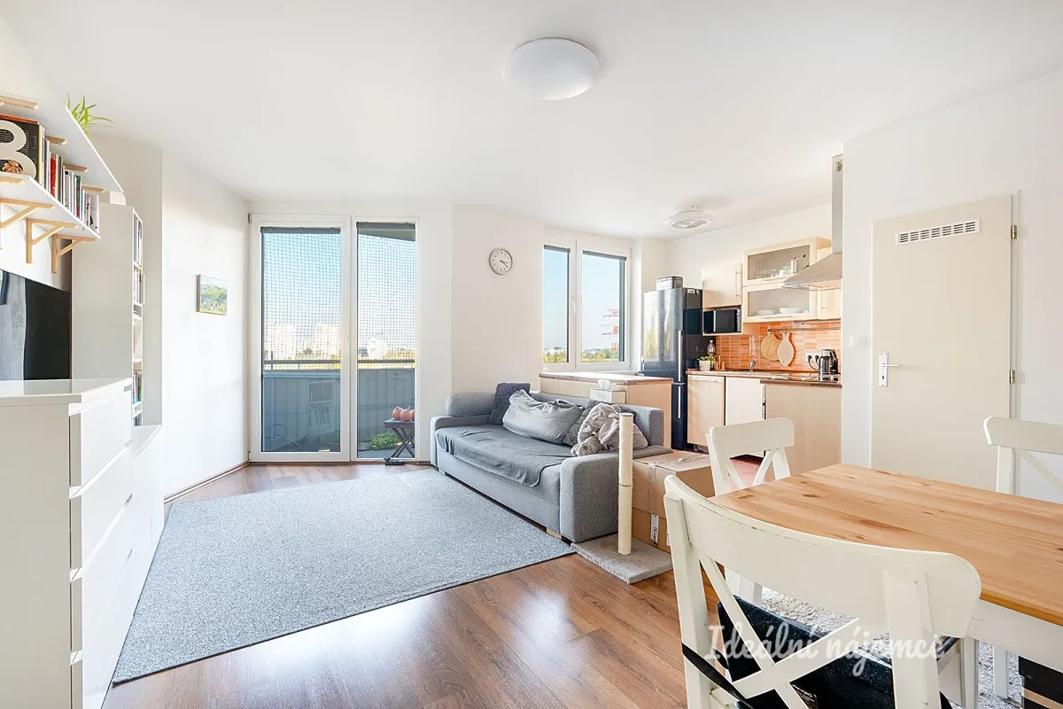 Pronájem bytu 2+kk 56 m²