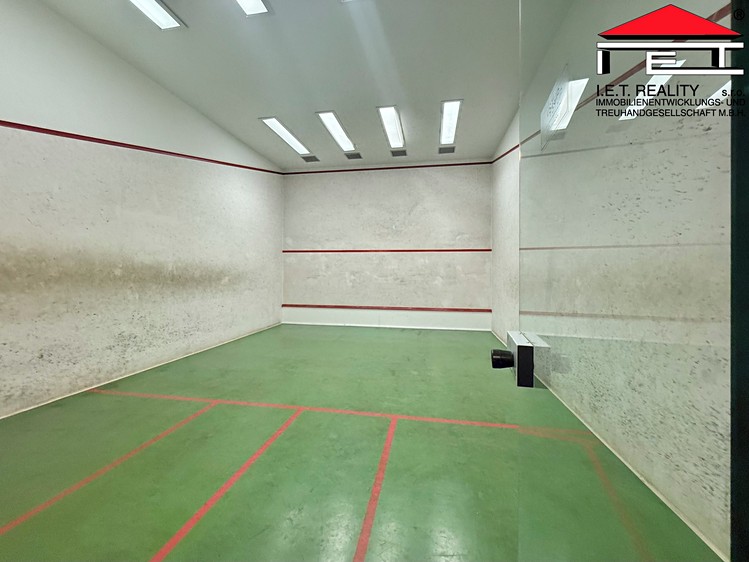 Pronájem komerčního prostoru, 196 m² (25 z 29)