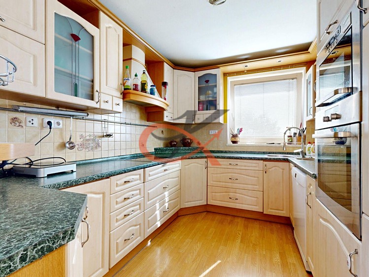 Будинок на продаж, 225 м² (1 з 63)
