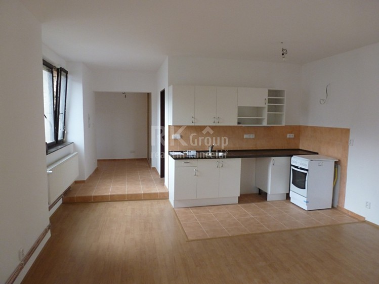 Pronájem bytu 1+kk, 41 m² (1 z 8)
