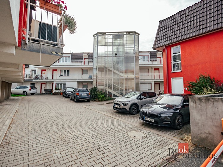 Wohnung 2+kk zum Kauf, 66 m² (27 von 28)