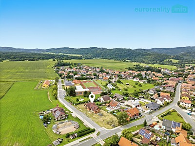 Prodej pozemku, 1 724 m² (2 z 46)