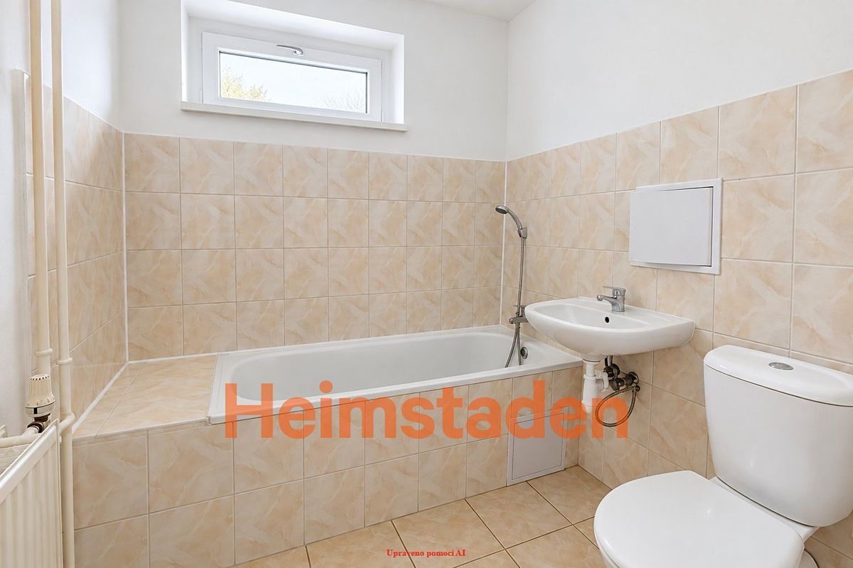 Pronájem bytu 2+1 48 m² – fotografie 4