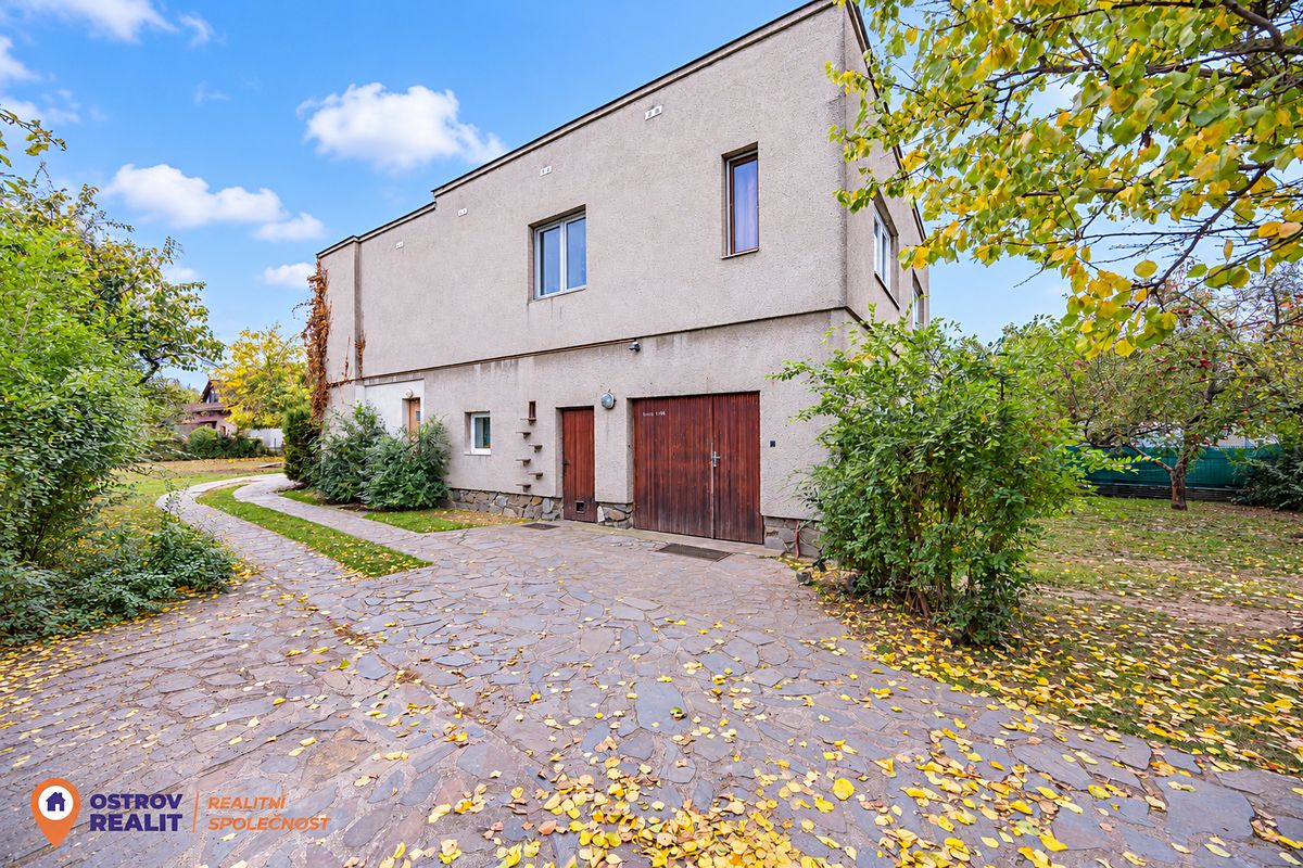 Prodej rodinného domu 240 m², pozemek 431 m², Červenka – fotka 1 z 3