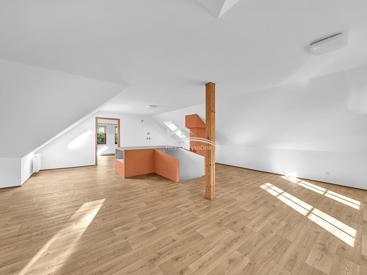 Haus zum Kauf, 200 m² (9 von 24)