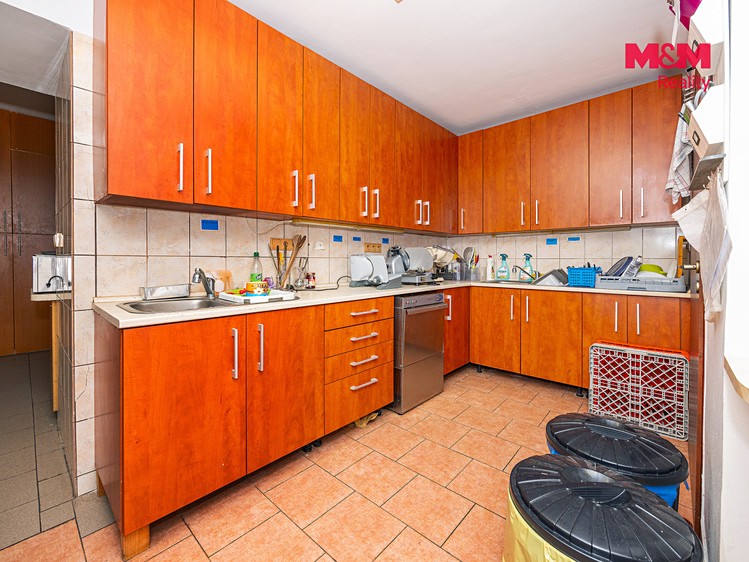 Prodej komerčního prostoru, 340 m² (13 z 25)