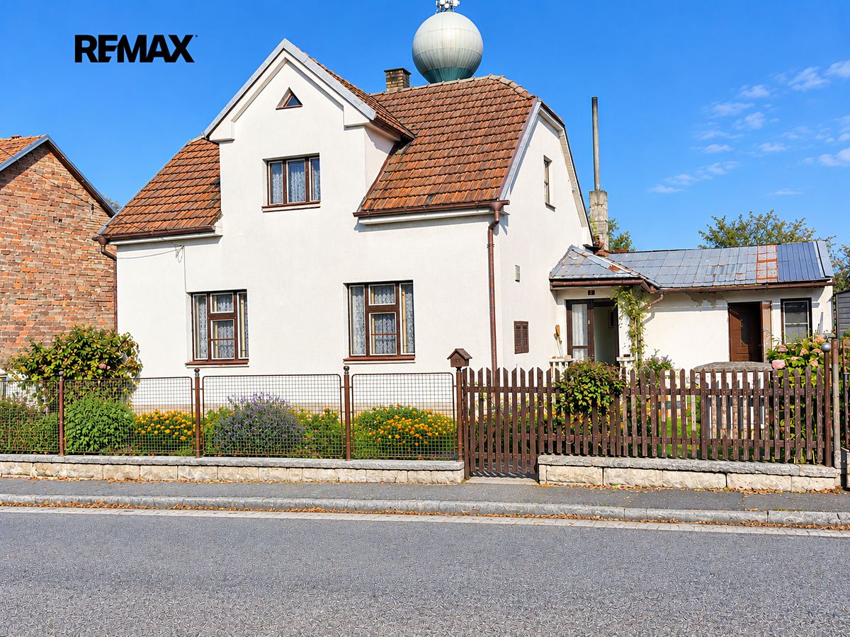 Prodej rodinného domu 120 m², pozemek 243 m², Borohrádek – fotka 1 z 3