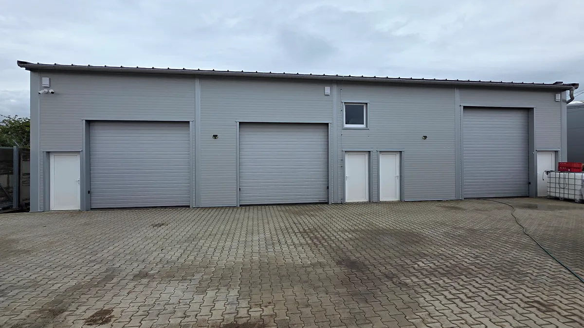 Pronájem skladového prostoru 81 m²