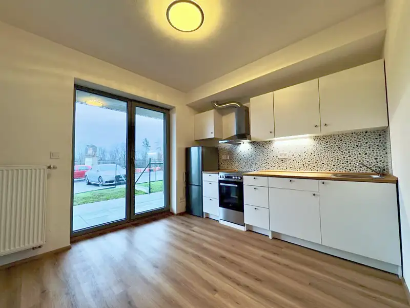 Pronájem bytu 1+kk 31 m², Kutná Hora – náhled fotky 1