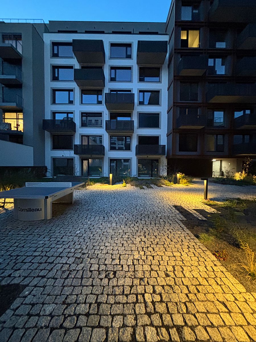 Pronájem bytu 2+kk 53 m², Praha – fotka 1 z 3
