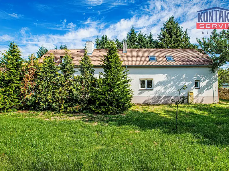 Prodej rodinného domu 175 m², pozemek 1800 m², Zalužany – náhled fotky 3