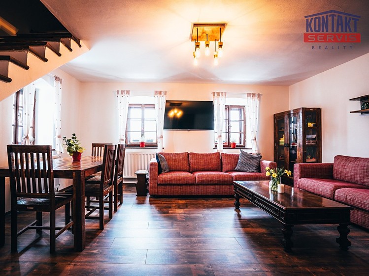 Pronájem domu, 247 m² (8 z 37)