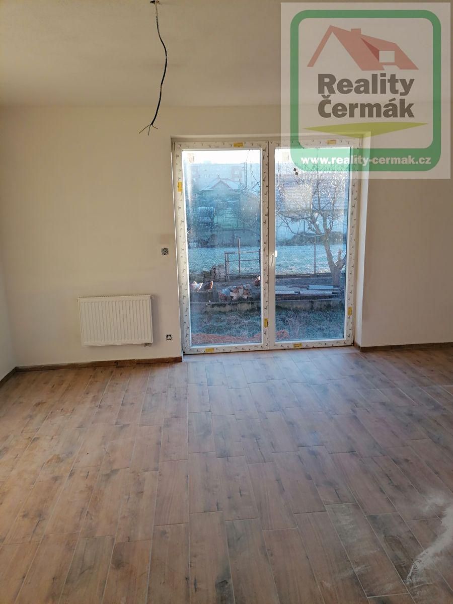 Pronájem bytu 3+kk 85 m², Holýšov – fotka 1 z 3