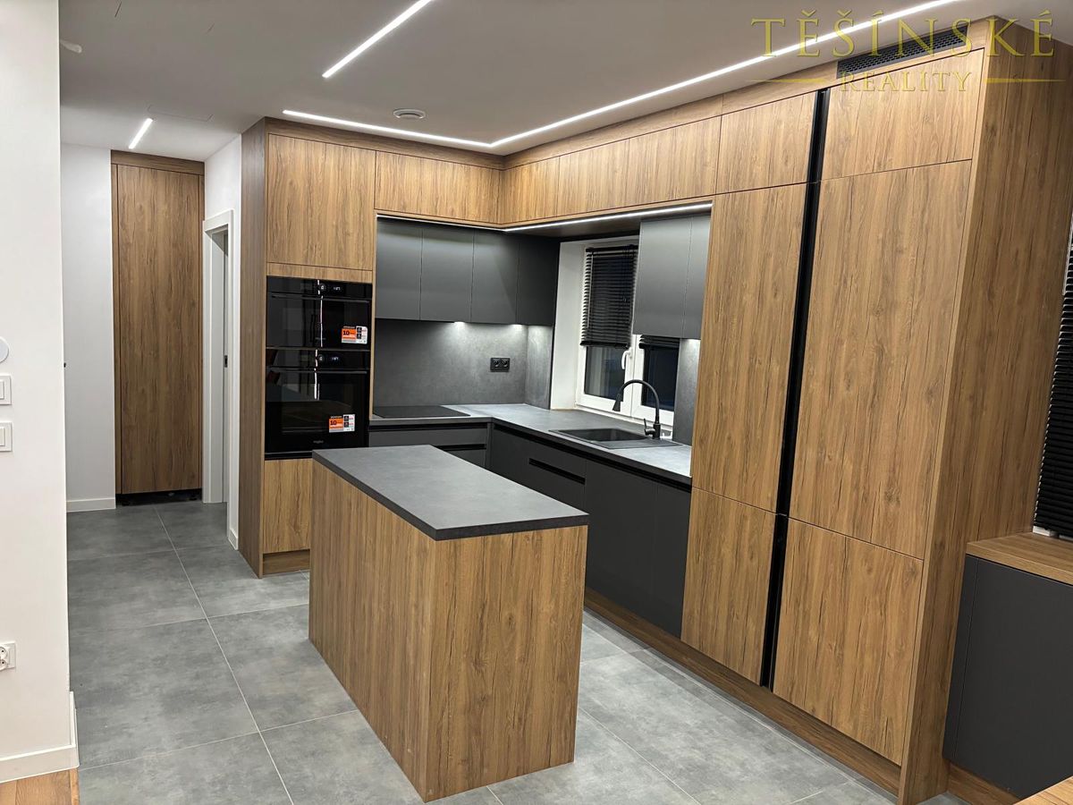 Prodej bytu 4+kk 80 m², Český Těšín – fotka 1 z 3