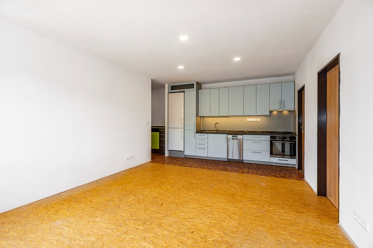 Pronájem bytu 3+kk 70 m²