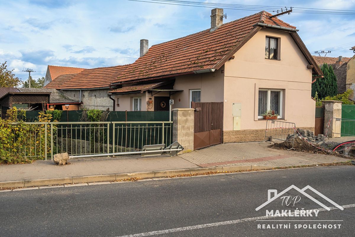 Prodej rodinného domu 58 m², pozemek 244 m², Plaňany – fotka 1 z 3