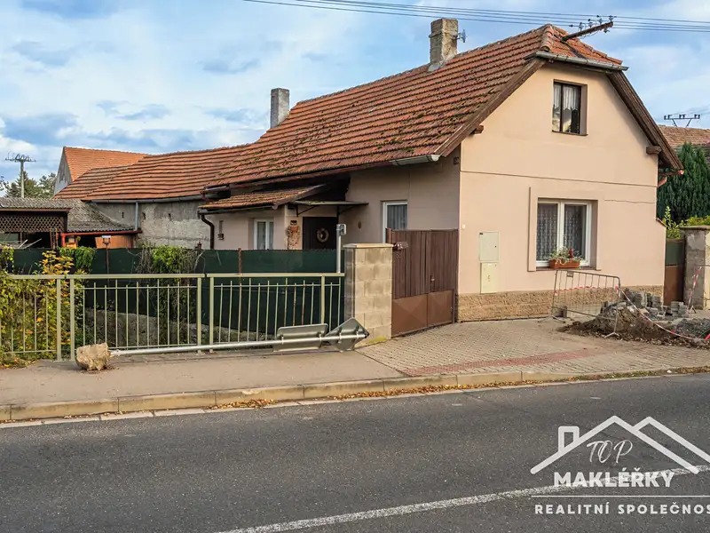 Prodej rodinného domu 58 m², pozemek 244 m², Plaňany – náhled fotky 1