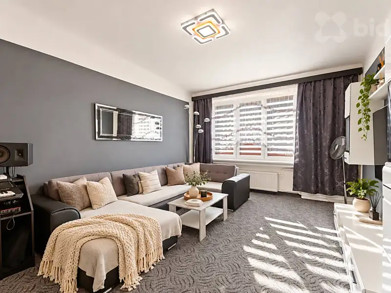 Prodej bytu 3+1 76 m², Plzeň – náhled fotky 1