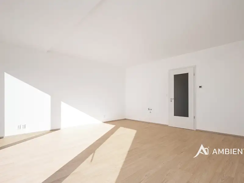 Prodej bytu 3+kk 83 m², Česká – náhled fotky 2