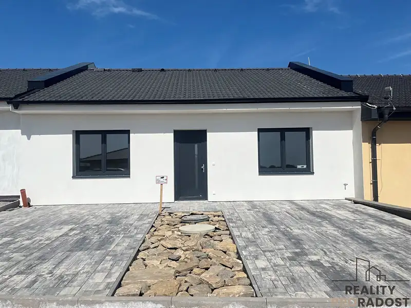 Prodej rodinného domu 100 m², pozemek 500 m², Kravsko – náhled fotky 1