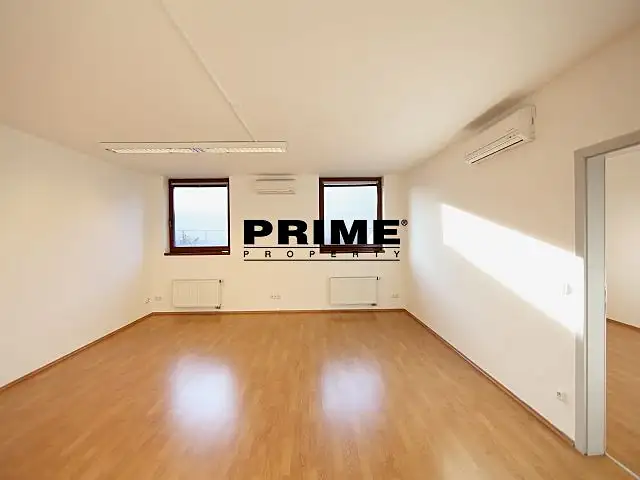 Pronájem kanceláře 82 m², Praha – náhled fotky 2