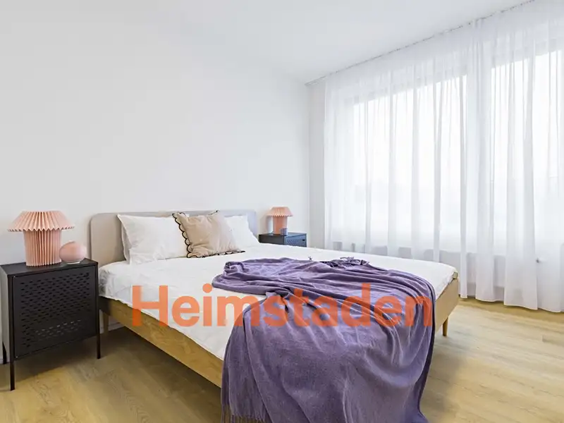 Pronájem bytu 2+kk 57 m², Praha – náhled fotky 3