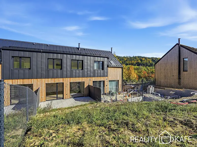 Prodej bytu 4+kk 84 m², Červená Voda – náhled fotky 2