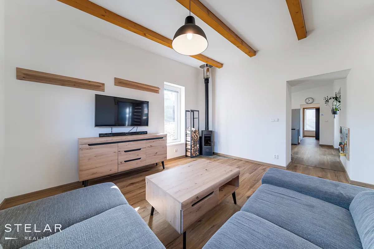 Prodej rodinného domu 99 m², pozemek 1831 m²