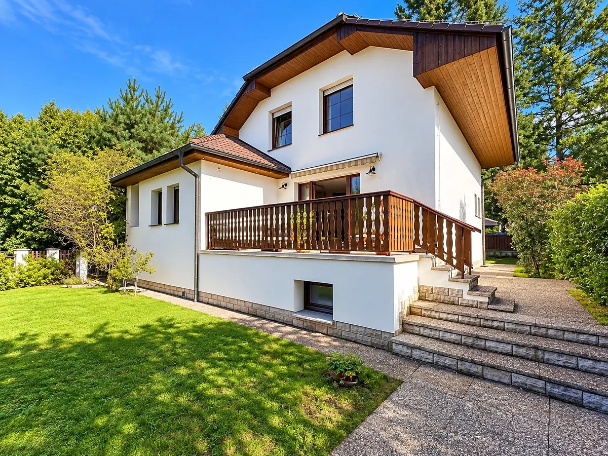 Prodej rodinného domu 180 m², pozemek 558 m²