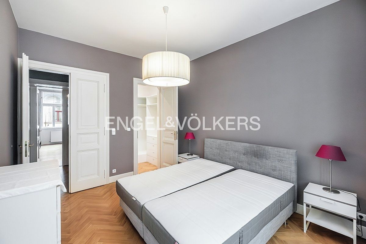 Pronájem bytu 2+1 74 m² – fotografie 4