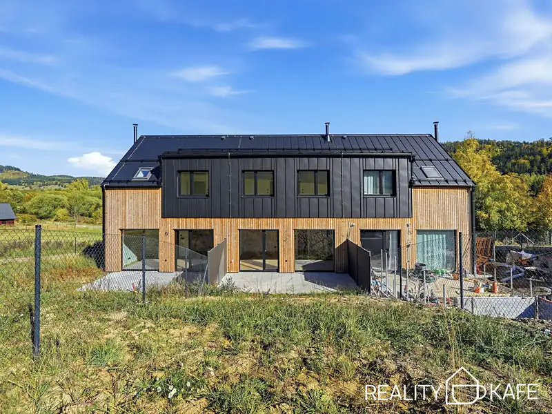 Prodej bytu 4+kk 84 m², Červená Voda – náhled fotky 3