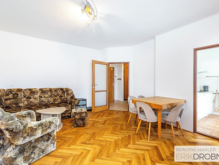 Pronájem bytu 2+1, 58 m² (5 z 7)