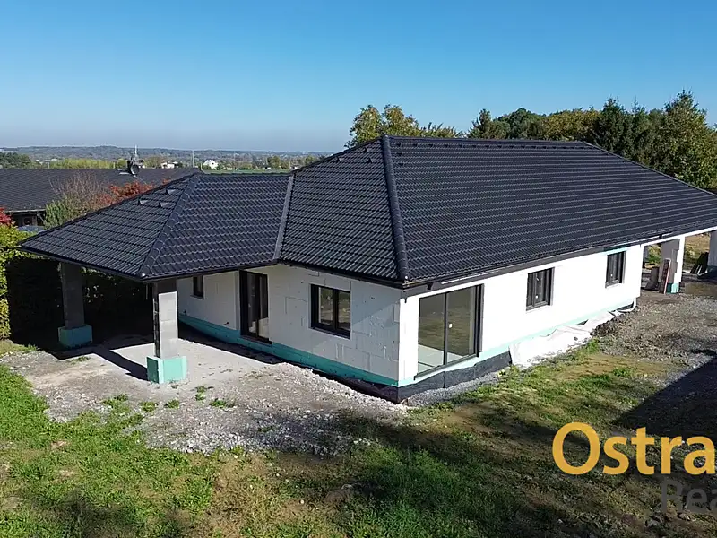 Prodej rodinného domu 250 m², pozemek 1219 m², Dolní Lutyně – náhled fotky 1