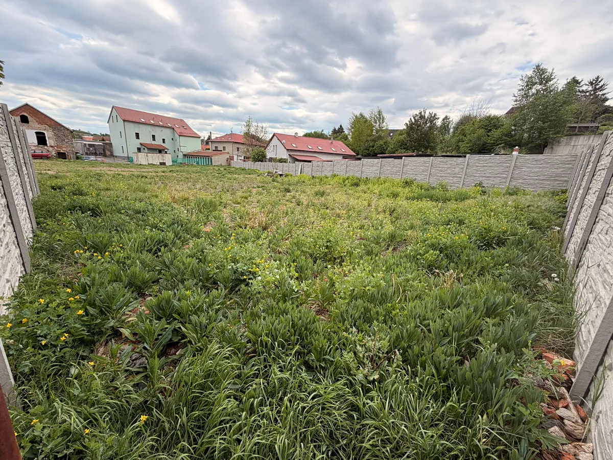 Prodej stavebního pozemku 1334 m²