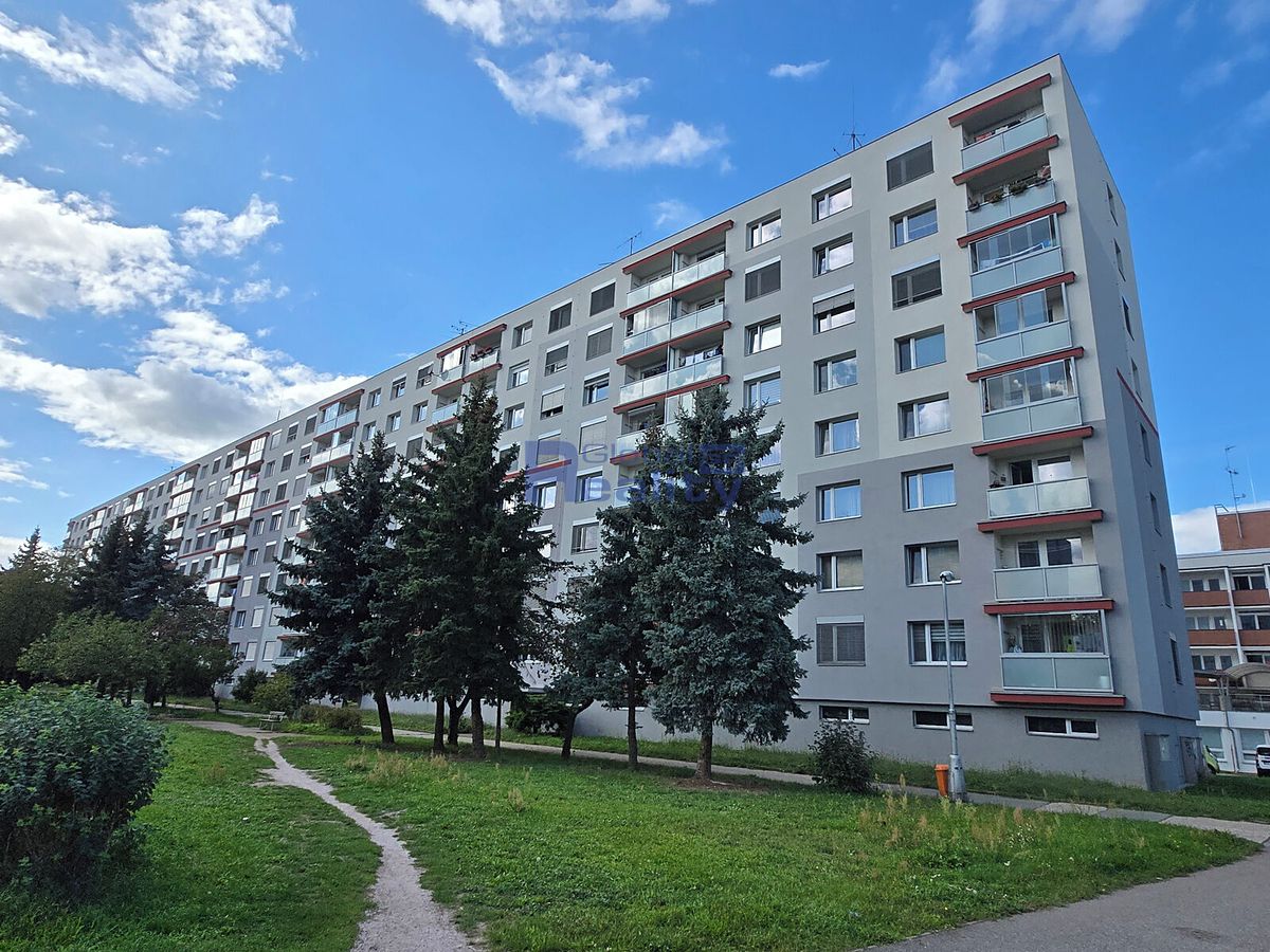 Prodej bytu 1+1 35 m², Hradec Králové – fotka 1 z 3