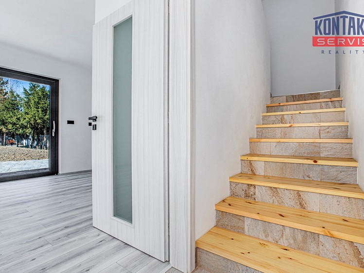 Prodej domu, 115 m² (12 z 32)